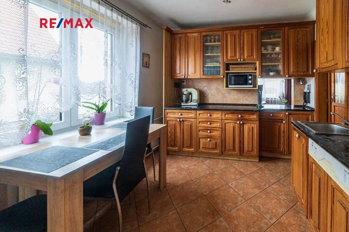 Prodej rodinného domu, Sedlčany, Podélná, 151 m2
