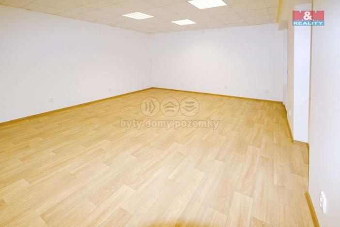 Pronájem kanceláře, Jindřichův Hradec - Jindřichův Hradec II, Kmentova, 30 m2