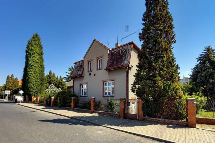 Prodej rodinného domu, Podbořany, Husova, 150 m2