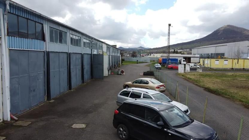 Prodej výrobních prostor, Lovosice, 3450 m2