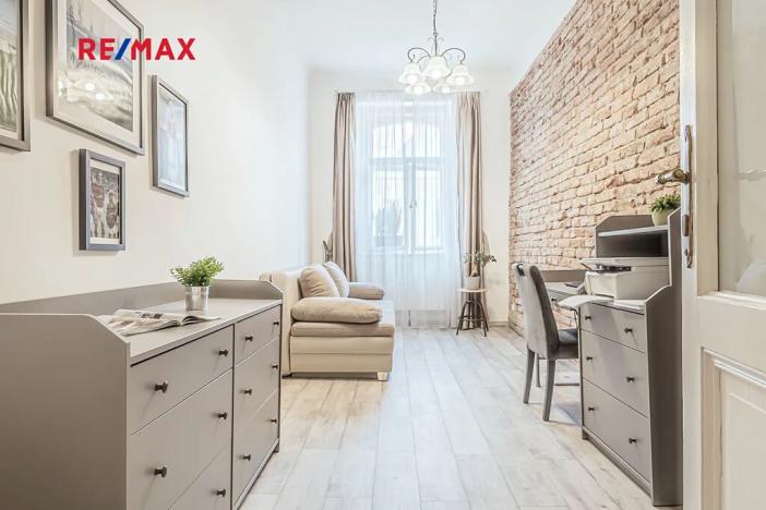 Prodej bytu 3+kk, Praha - Smíchov, Zborovská, 70 m2