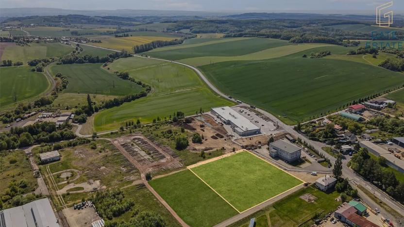 Prodej komerčního pozemku, Bystřice pod Hostýnem, 7762 m2