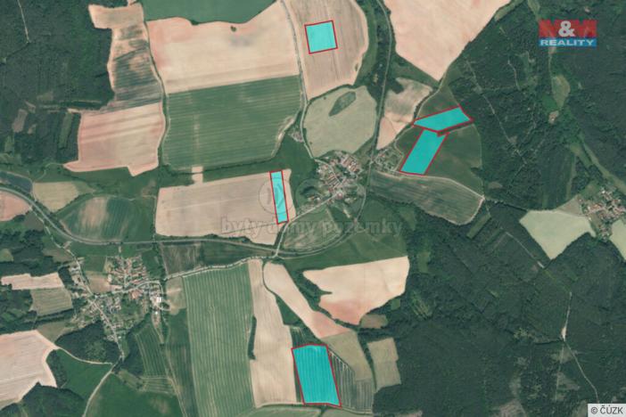 Prodej pole, Velečín, 158931 m2