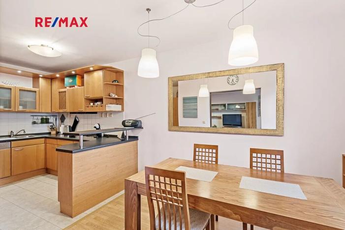 Prodej bytu 3+1, Praha - Libuš, V rohu, 107 m2