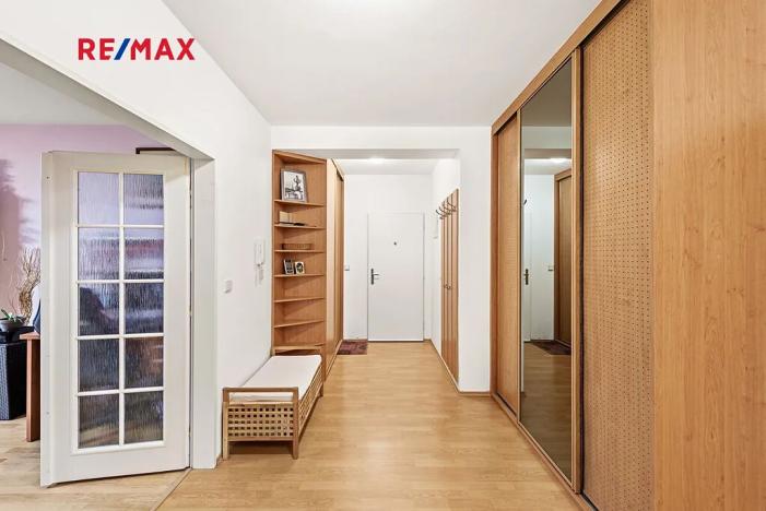 Prodej bytu 3+1, Praha - Libuš, V rohu, 107 m2