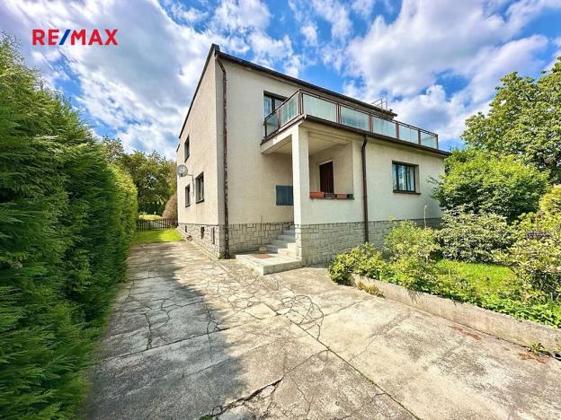 Prodej rodinného domu, Dobříš, V Zahradách, 204 m2