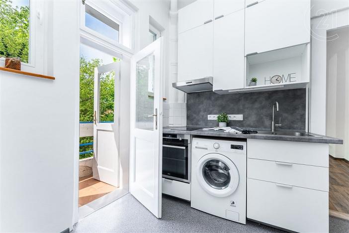 Pronájem bytu 2+kk, Praha - Břevnov, 8. listopadu, 45 m2