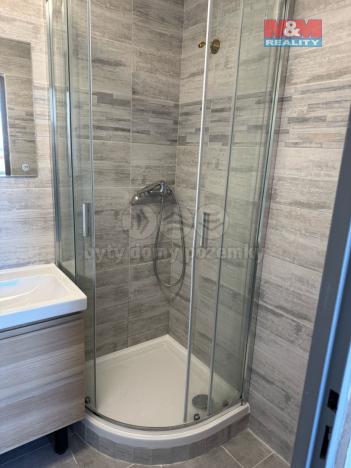 Pronájem bytu 3+1, Rovná, 72 m2