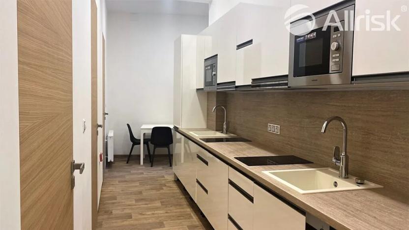 Pronájem pokoje, Brno, Solniční, 14 m2