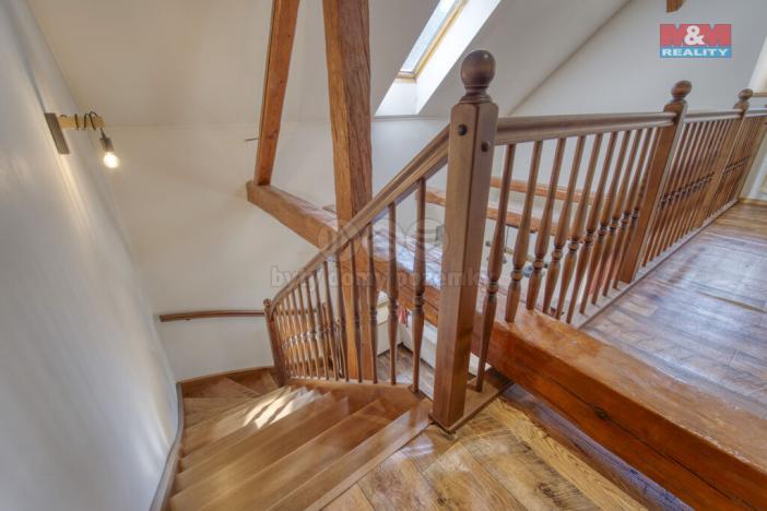 Prodej rodinného domu, Dolní Bělá, 300 m2