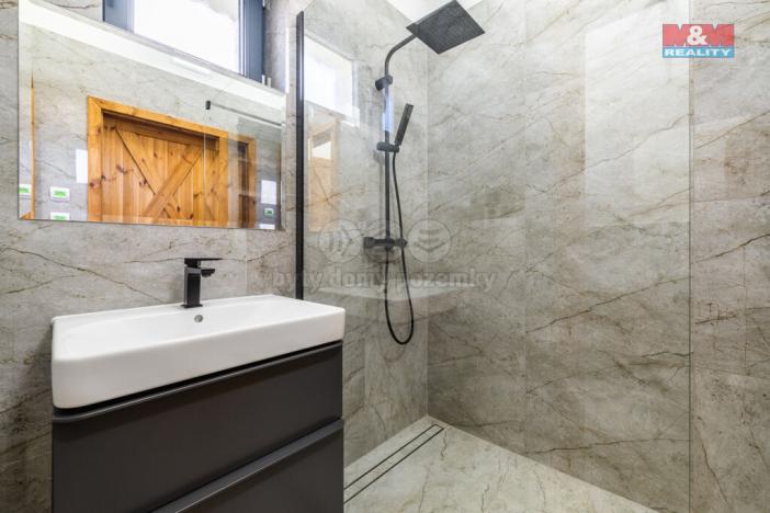 Prodej rodinného domu, Bělov, 292 m2