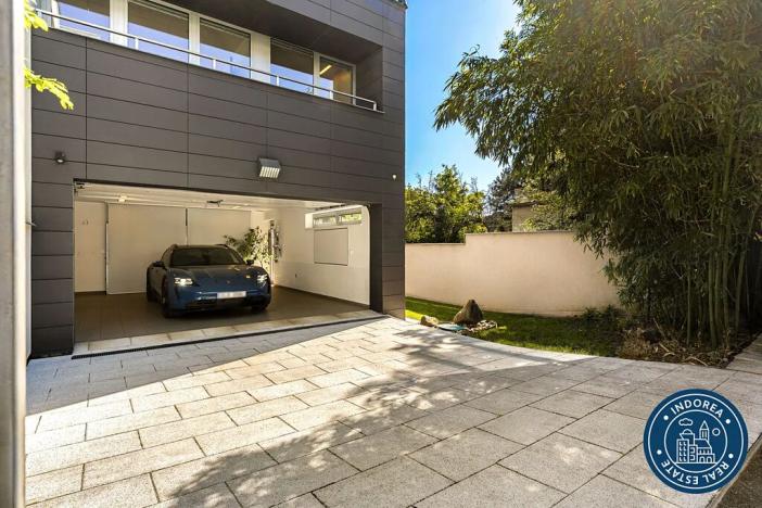 Prodej vily, Praha - Troja, Trojská, 348 m2