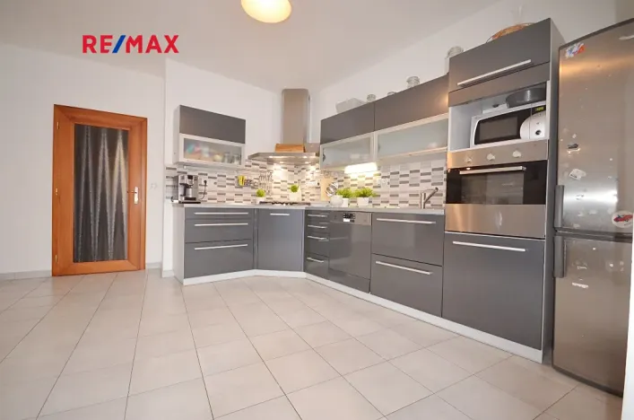 Prodej rodinného domu, Slaný, Vinařického, 200 m2