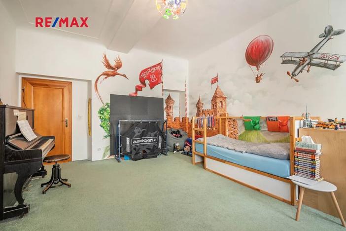 Prodej rodinného domu, Slaný, Vinařického, 200 m2