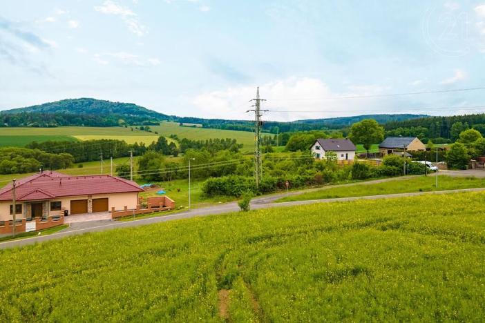 Prodej pozemku pro bydlení, Komárov, 4052 m2