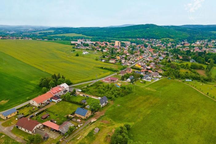 Prodej pozemku pro bydlení, Komárov, 4052 m2