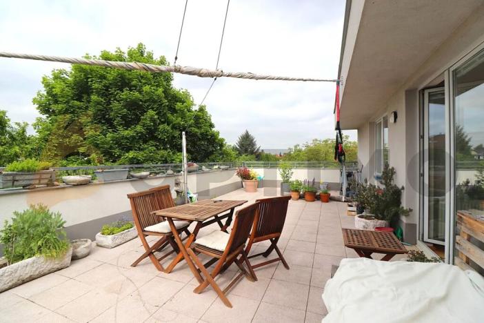 Prodej bytu 4+kk, Roztoky, Tyršovo nám., 88 m2