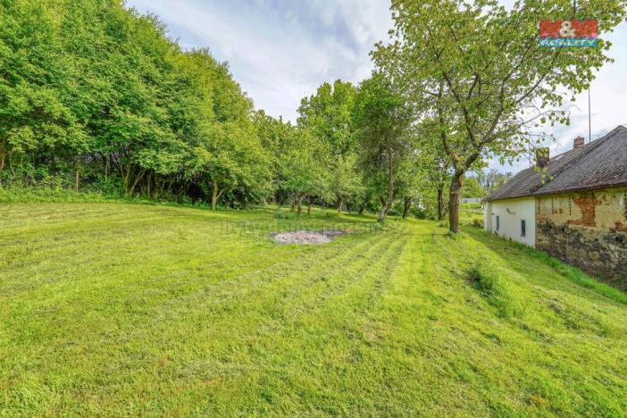 Prodej pozemku pro bydlení, Zahrádka, 2302 m2