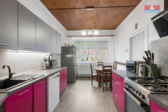 Prodej rodinného domu, Žlebské Chvalovice, 280 m2