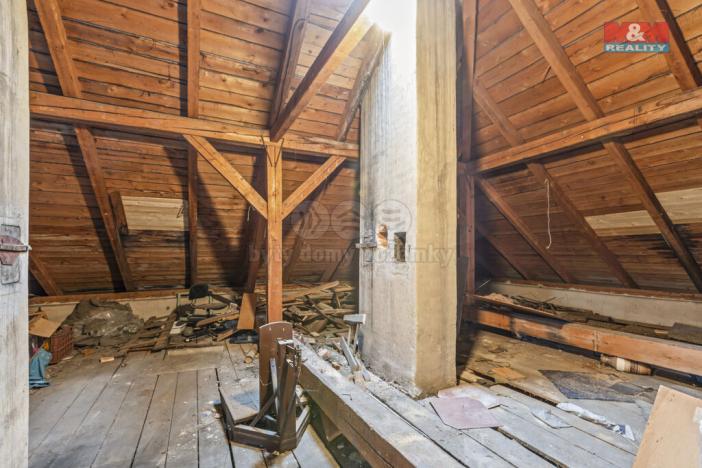 Prodej rodinného domu, Žlebské Chvalovice, 280 m2