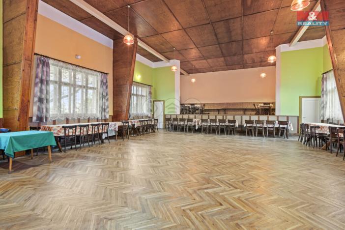 Prodej rodinného domu, Žlebské Chvalovice, 280 m2