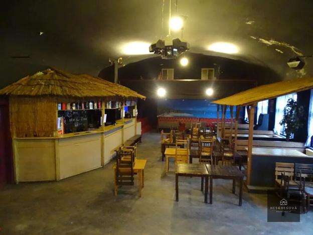 Prodej rodinného domu, Třebotov, Hlavní, 500 m2