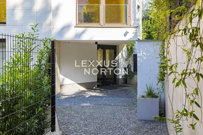 Prodej bytu 4+kk, Praha - Bubeneč, Rooseveltova, 145 m2