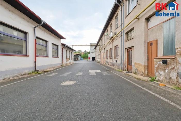 Pronájem kanceláře, Český Brod, Zborovská, 116 m2