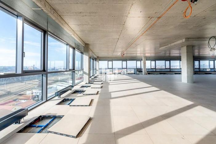 Pronájem kanceláře, Praha - Libeň, Českomoravská, 293 m2