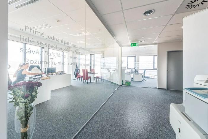 Pronájem kanceláře, Praha - Libeň, Českomoravská, 293 m2