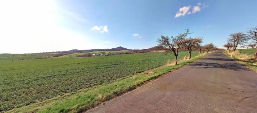 Prodej pole, Podsedice, 4768 m2