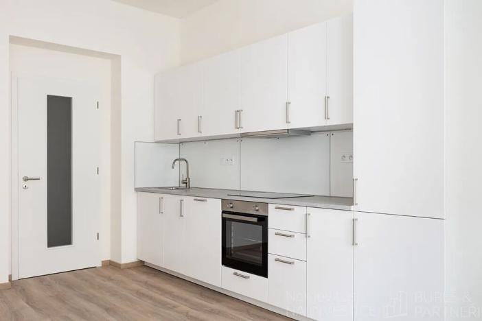 Pronájem bytu 2+kk, Praha - Libeň, V zahradách, 51 m2