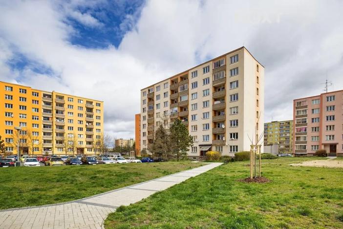 Pronájem bytu 1+1, Žatec, Javorová, 36 m2