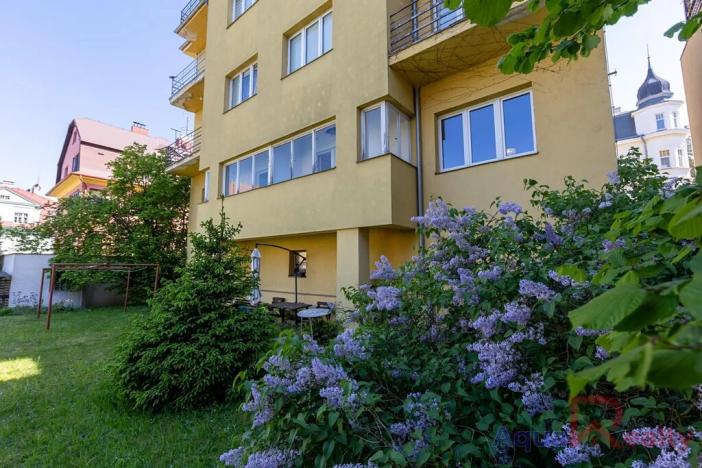 Prodej podílu bytu 2+1, Karlovy Vary, 5. května, 59 m2