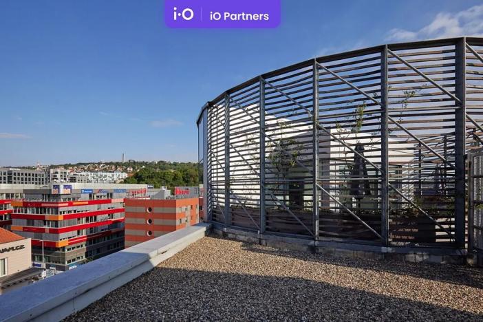 Pronájem kanceláře, Praha - Smíchov, Plzeňská, 1121 m2