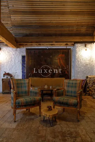 Prodej ubytování, Hluboká nad Vltavou, 1114 m2