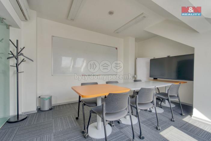 Pronájem kanceláře, Plzeň, Klatovská třída, 182 m2