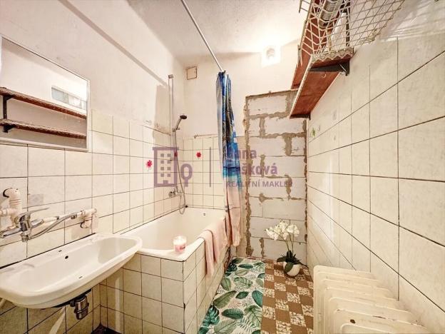 Prodej rodinného domu, Častrov, 214 m2