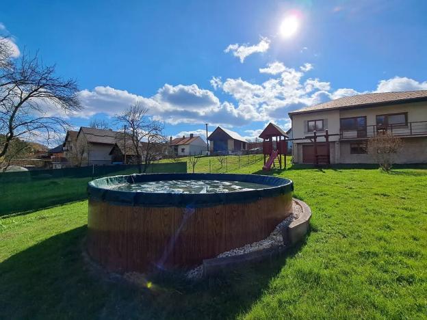 Prodej komerční nemovitosti, Horní Lhota, 564 m2