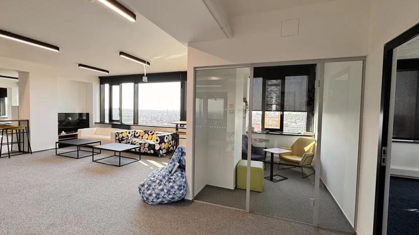 Pronájem kanceláře, Brno, Šumavská, 483 m2