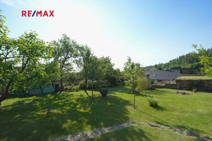 Prodej rodinného domu, Lomnice, 298 m2