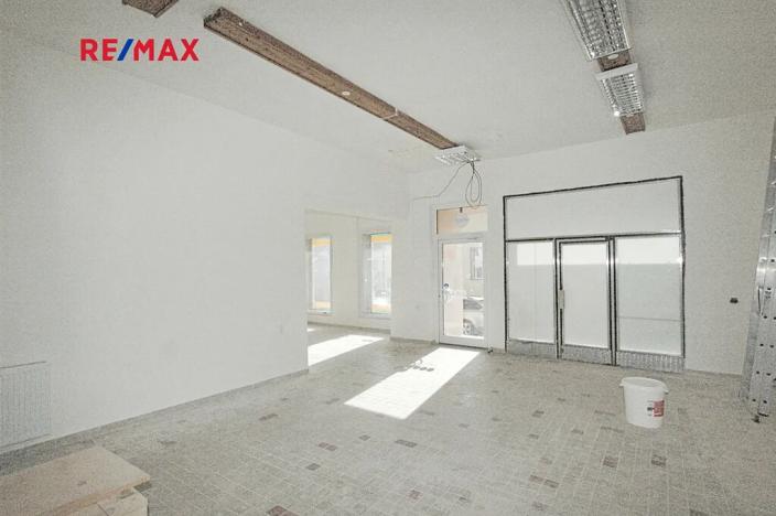 Prodej obchodního prostoru, Hostouň, Chodské náměstí, 499 m2