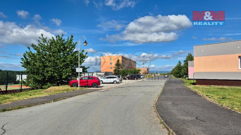 Prodej pozemku pro bydlení, Hrušovany, 30076 m2