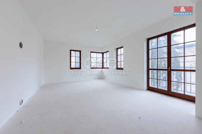 Prodej rodinného domu, Karlovy Vary - Drahovice, Rumunská, 895 m2