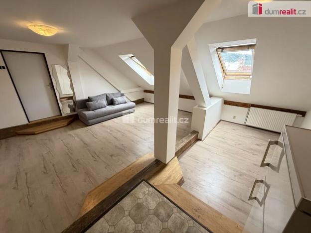 Pronájem bytu 2+kk, Praha - Smíchov, Jindřicha Plachty, 60 m2