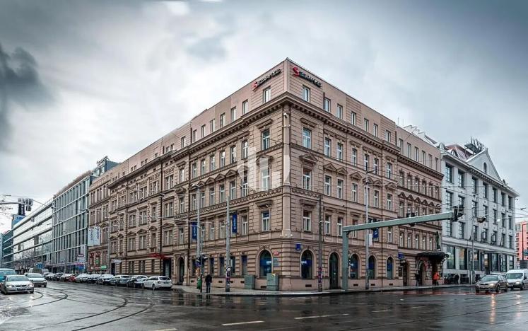 Pronájem kanceláře, Praha - Smíchov, Radlická, 511 m2