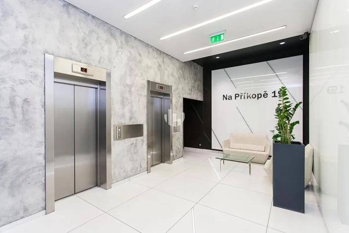 Pronájem kanceláře, Praha - Staré Město, Na příkopě, 338 m2