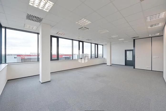 Pronájem kanceláře, Praha - Horní Počernice, Sezemická, 132 m2