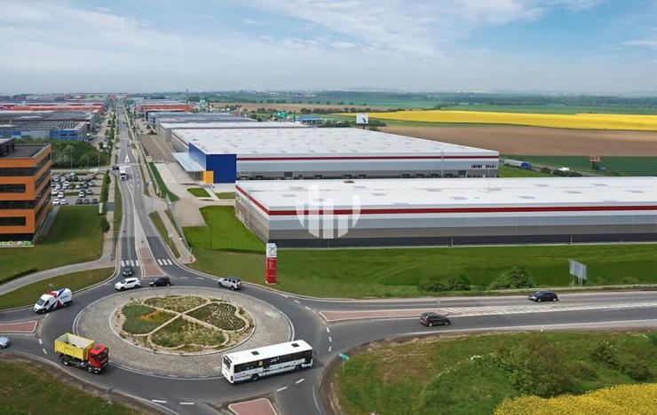 Pronájem kanceláře, Praha - Horní Počernice, Sezemická, 152 m2