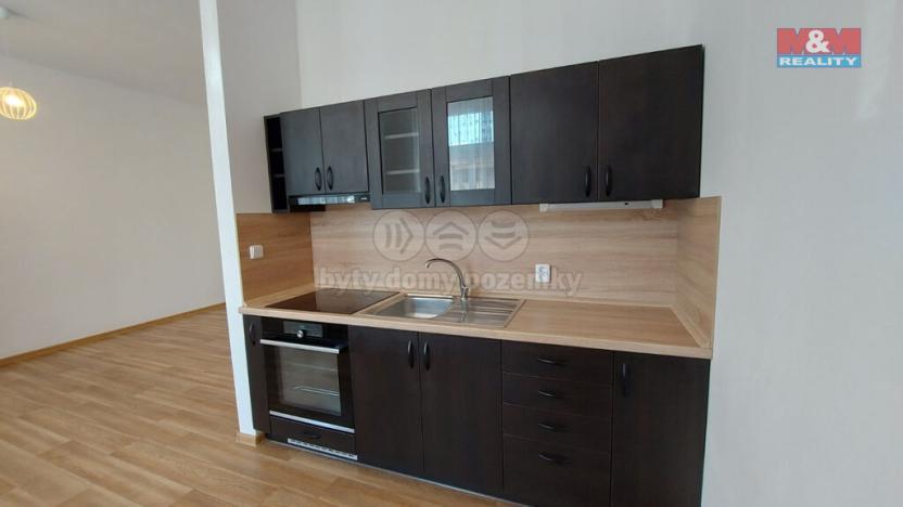 Pronájem bytu 1+kk, Humpolec, Nerudova, 33 m2